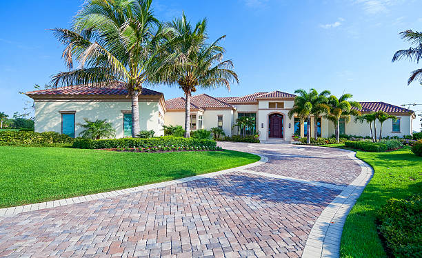 Best Local Driveway Pavers  in Wauwatosa, WI